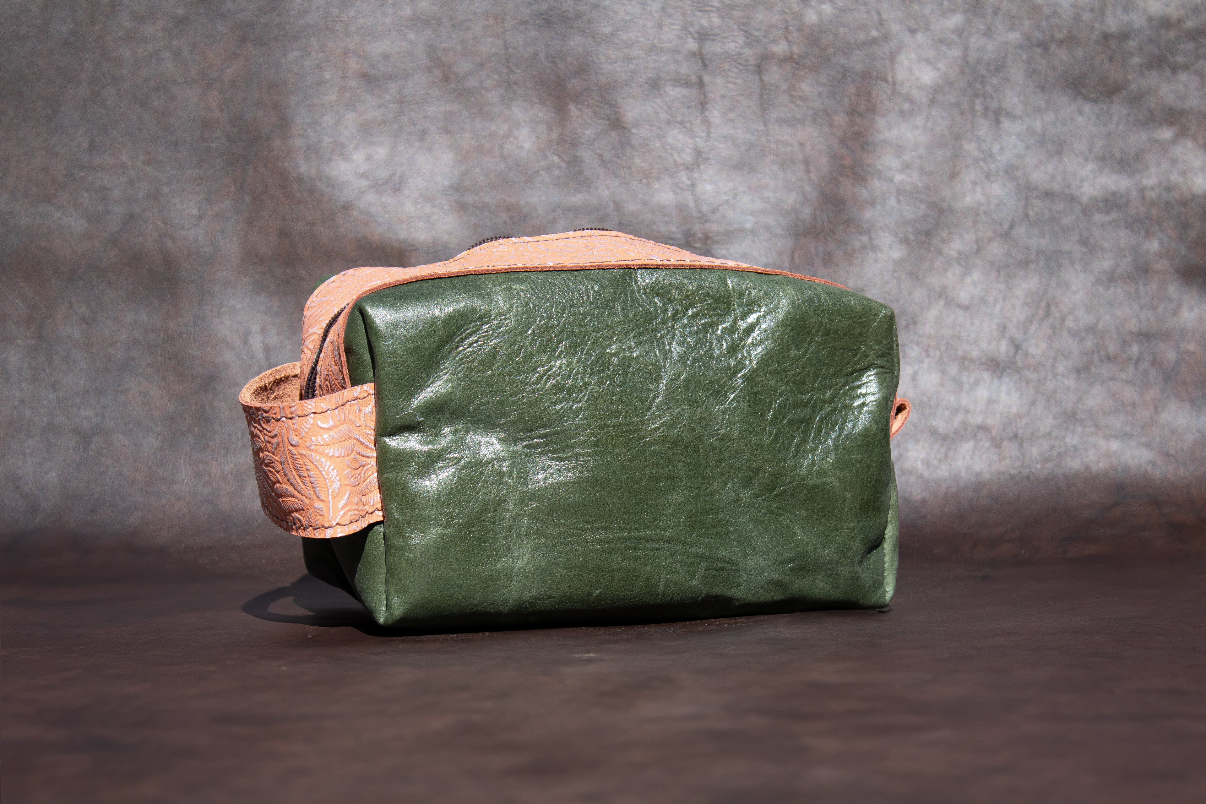 Dopp Kit (Green and Salmon)